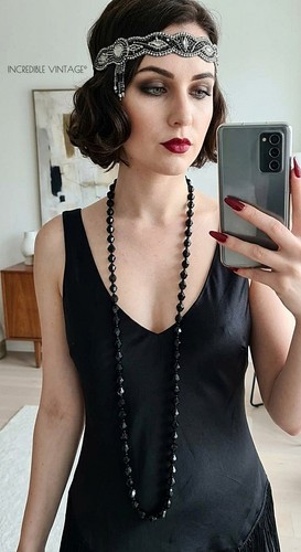 Vintage jet black - black, lucite