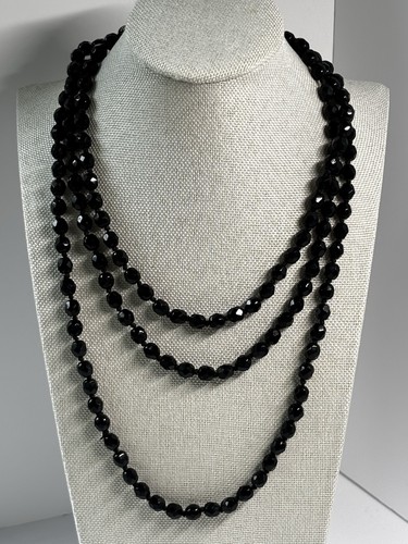 Vintage necklace faceted black - faceted,